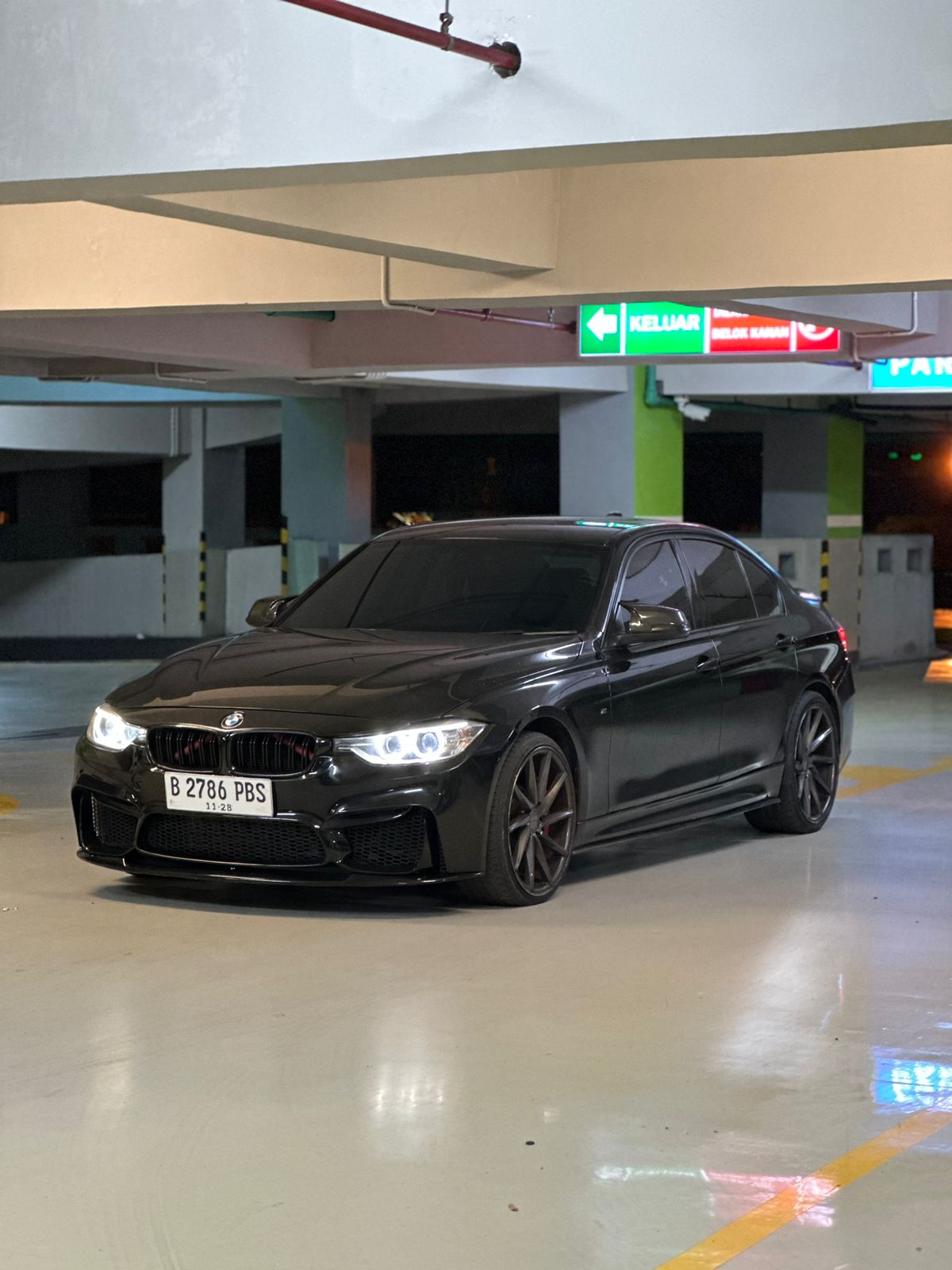 BMW F30 BLACK FULL SPEC 